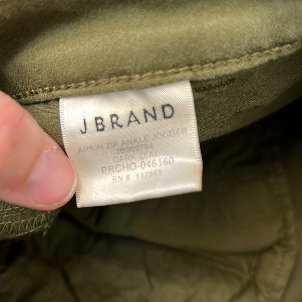 J BRAND ARKIN GREEN ZIP ANKLE UTILITY JOGGER PANTS SIZE 26 - Picture 12 of 16